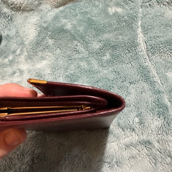 Cartier Burgundy Tri Fold Wallet With Kiss Lock 💋 - Picture 11 of 15
